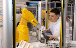 Cutting-edge collaborative robots at Automate 2017